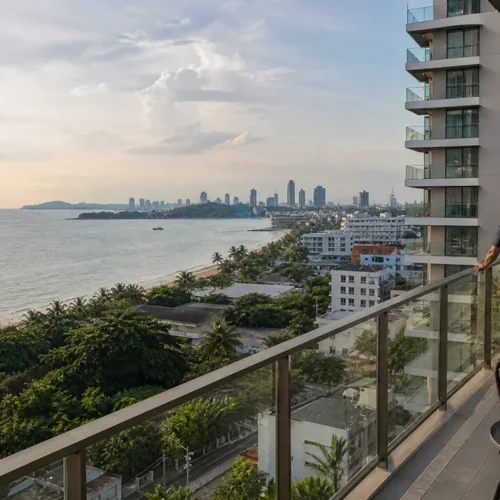 investing-beachfront-condo-pattaya